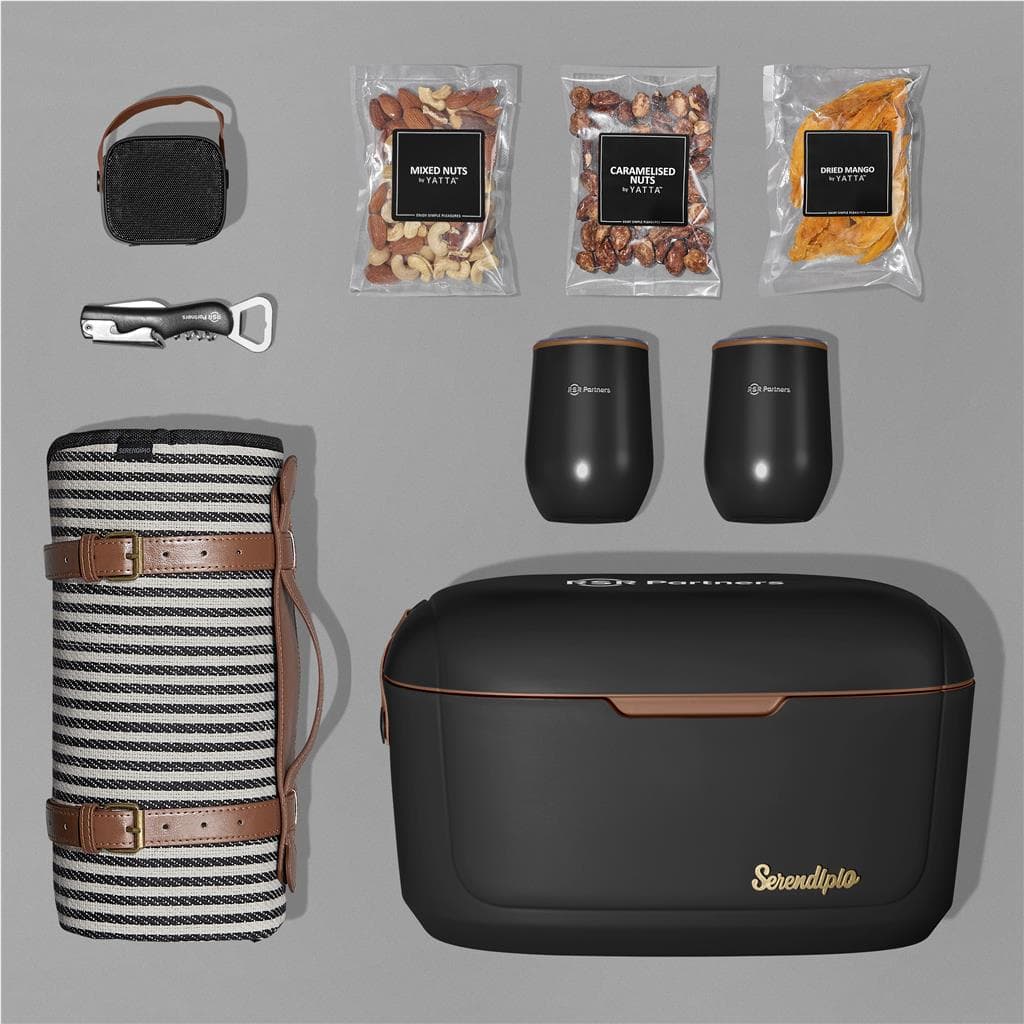 Yatta Sunset Serenade Hamper 4