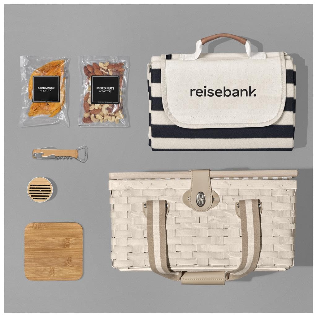 Yatta Golden Glances Hamper 5