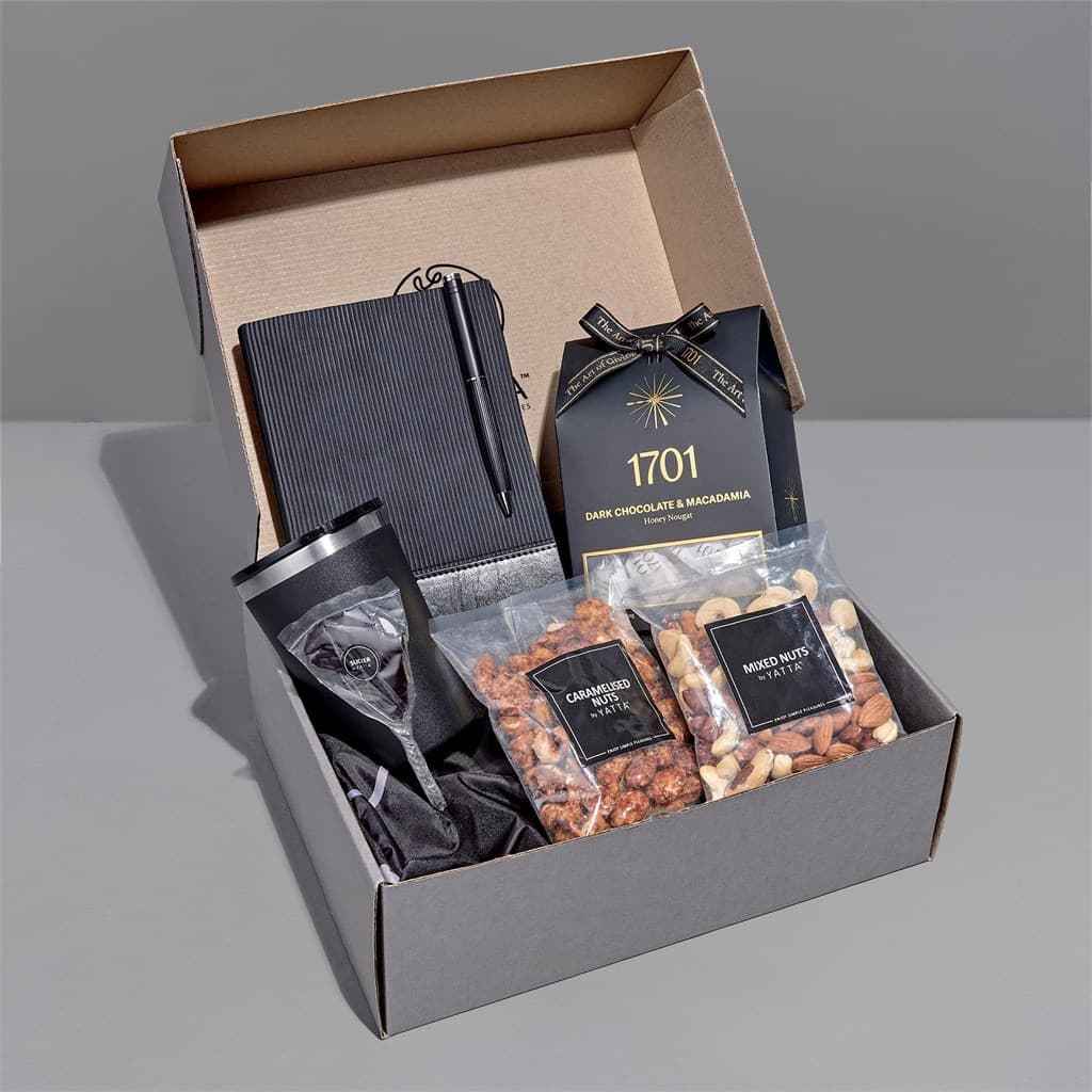 Yatta Elegant Ensemble Hamper 8