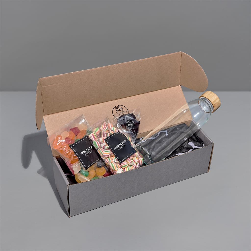 Yatta Happy Huddle Hamper 2