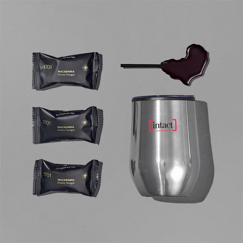 Yatta Snug Surprise Hamper 15