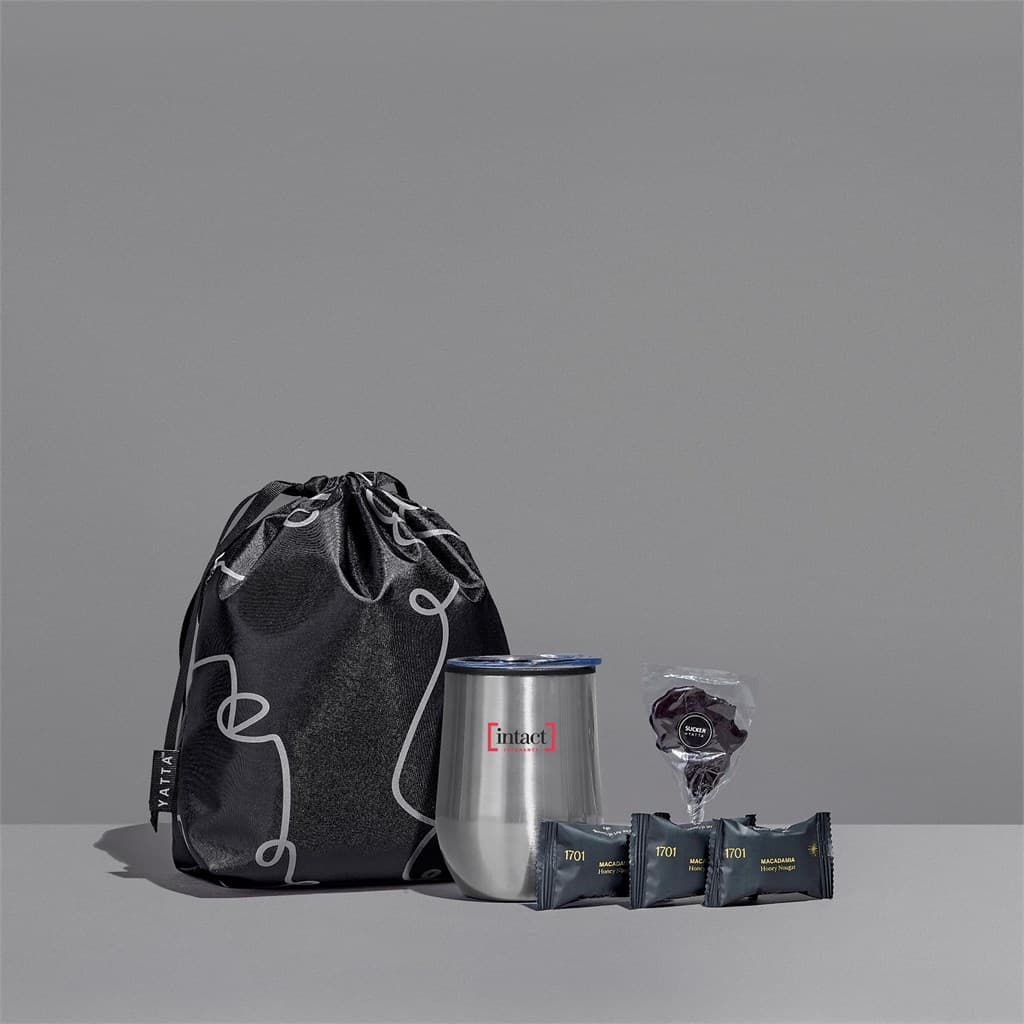 Yatta Snug Surprise Hamper 12