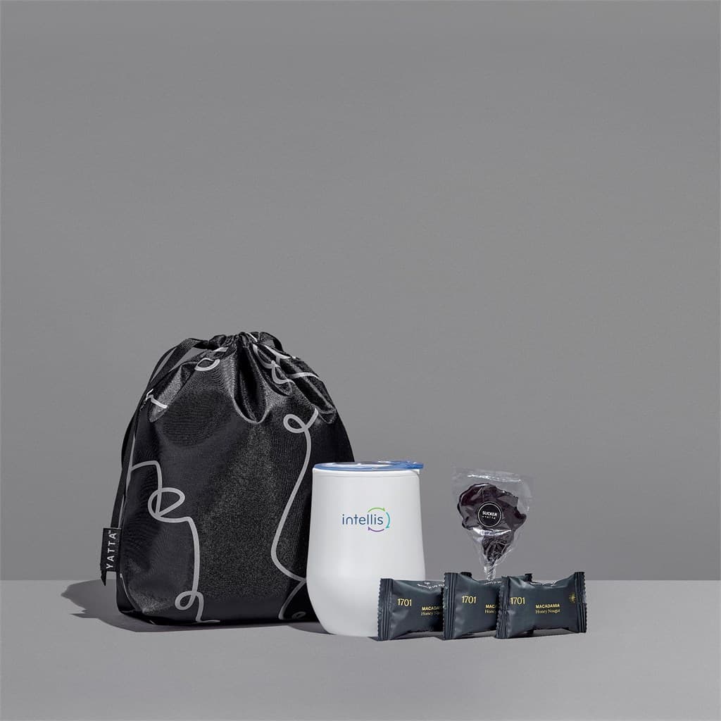 Yatta Snug Surprise Hamper 16