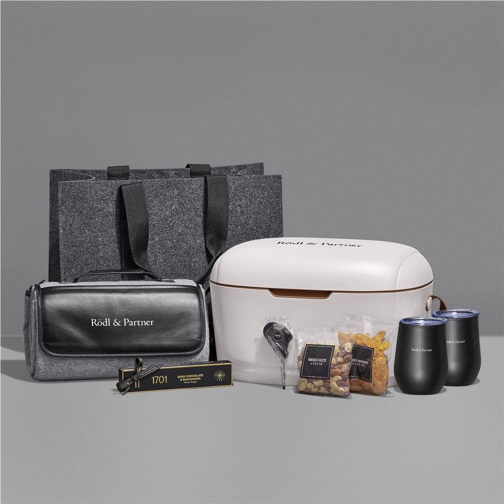 Yatta Lavish Leisure Hamper 12