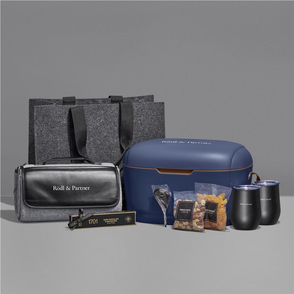 Yatta Lavish Leisure Hamper 21