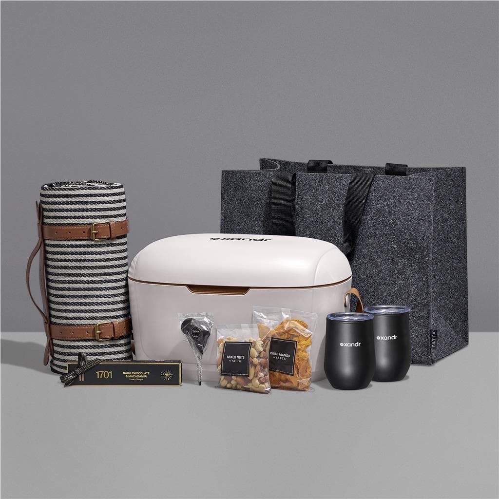 Yatta Sophisticated Soiree Hamper 11