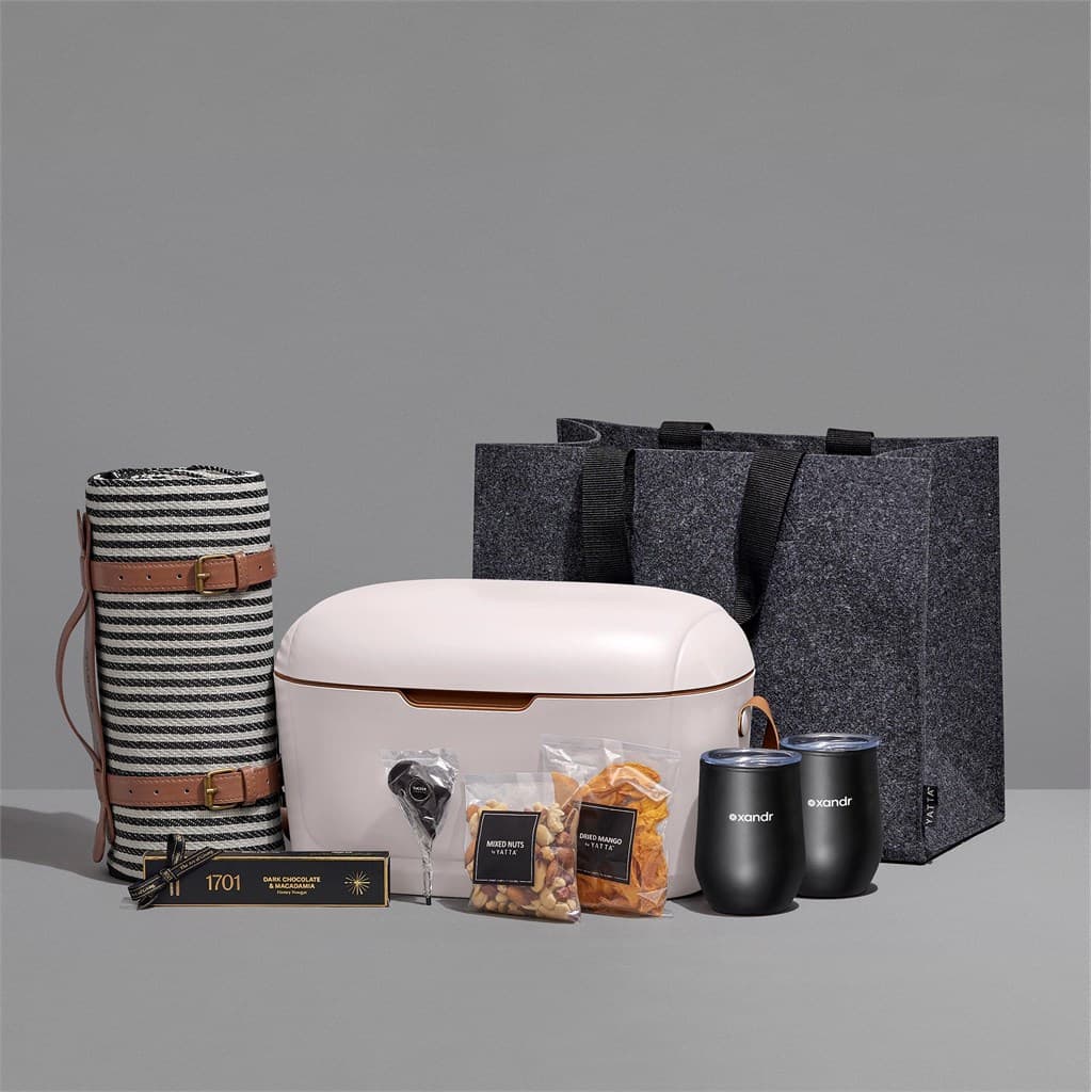 Yatta Sophisticated Soiree Hamper 9