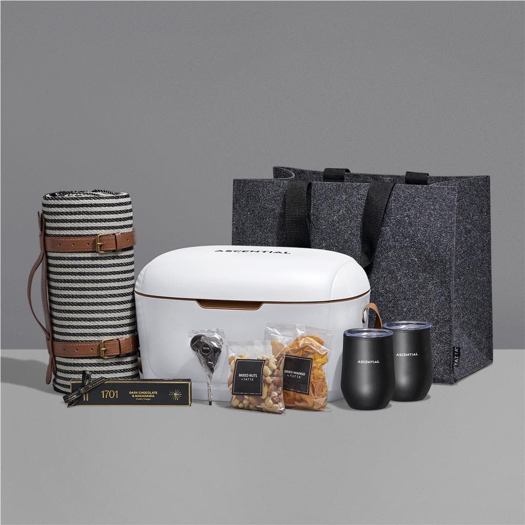 Yatta Sophisticated Soiree Hamper 26