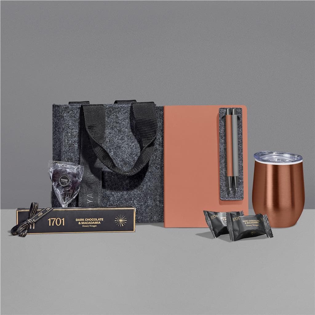 Yatta Vogue Vibes Hamper 3