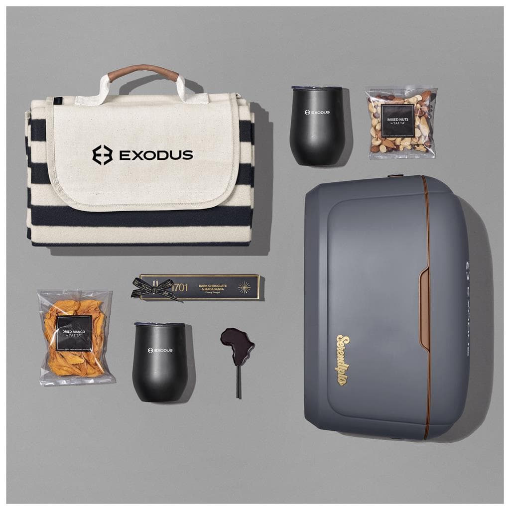 Yatta Outdoor Indulgence Hamper 12