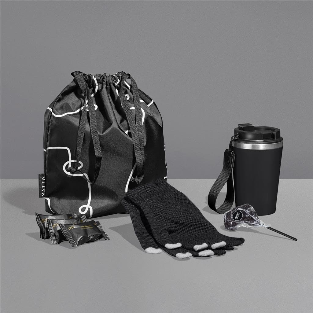 Yatta Cute & Cosy Hamper 5