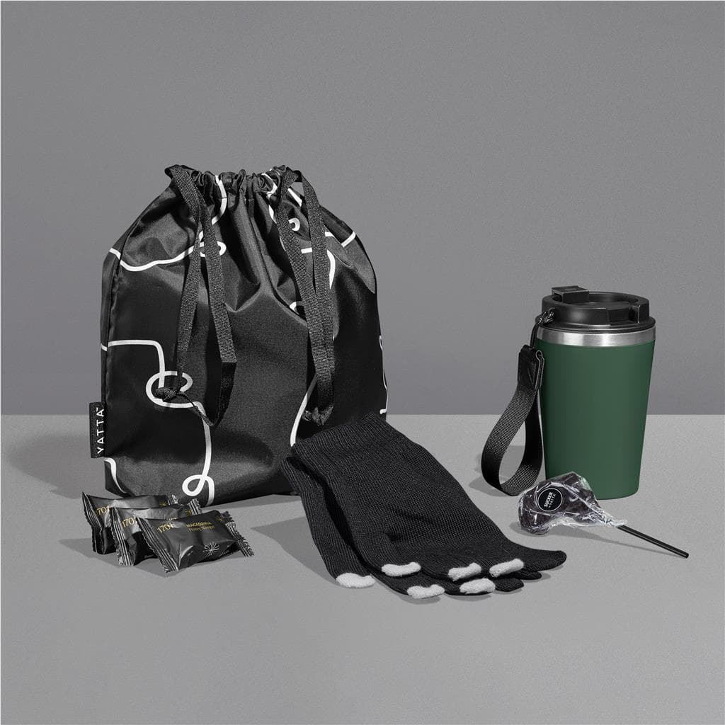 Yatta Cute & Cosy Hamper 16