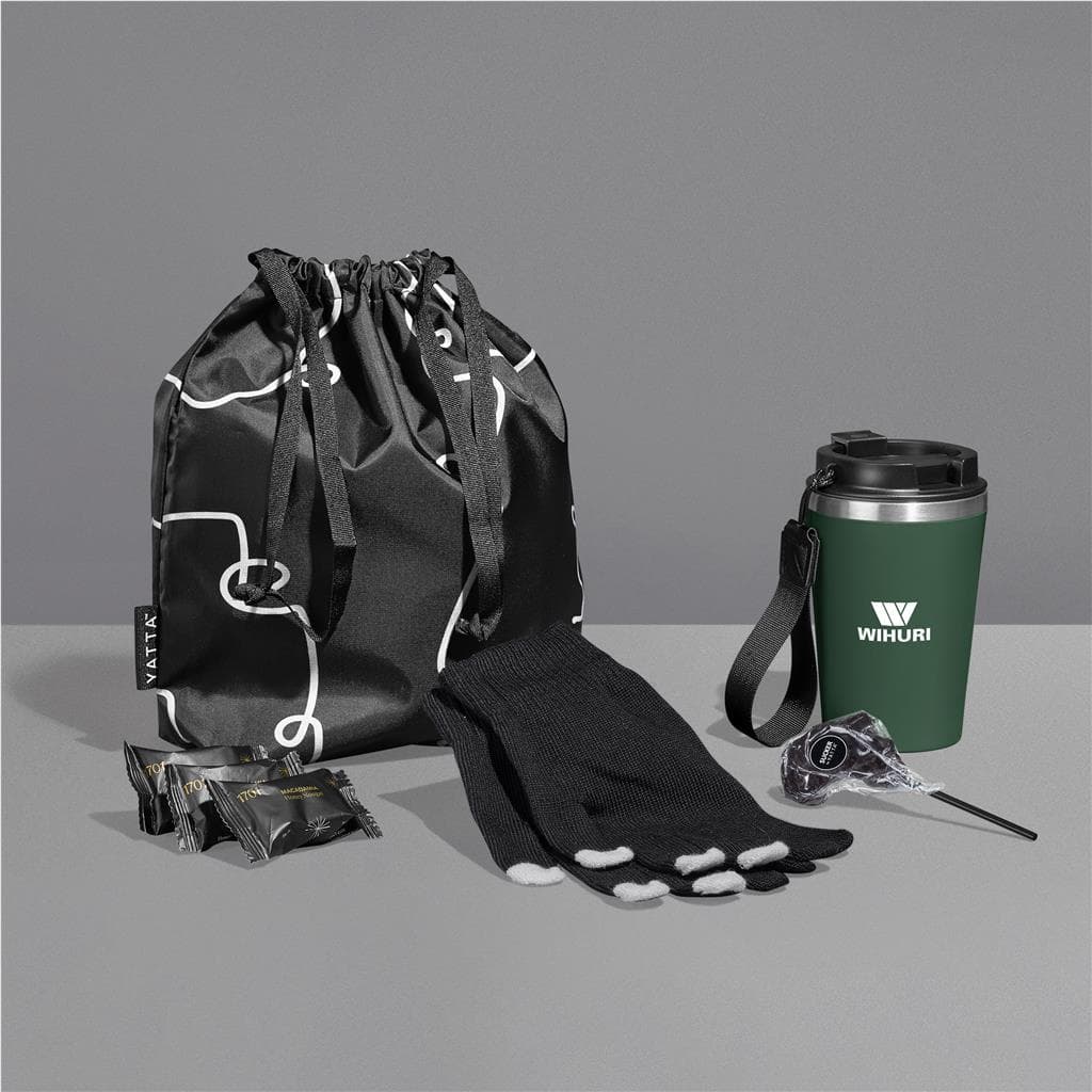 Yatta Cute & Cosy Hamper 15