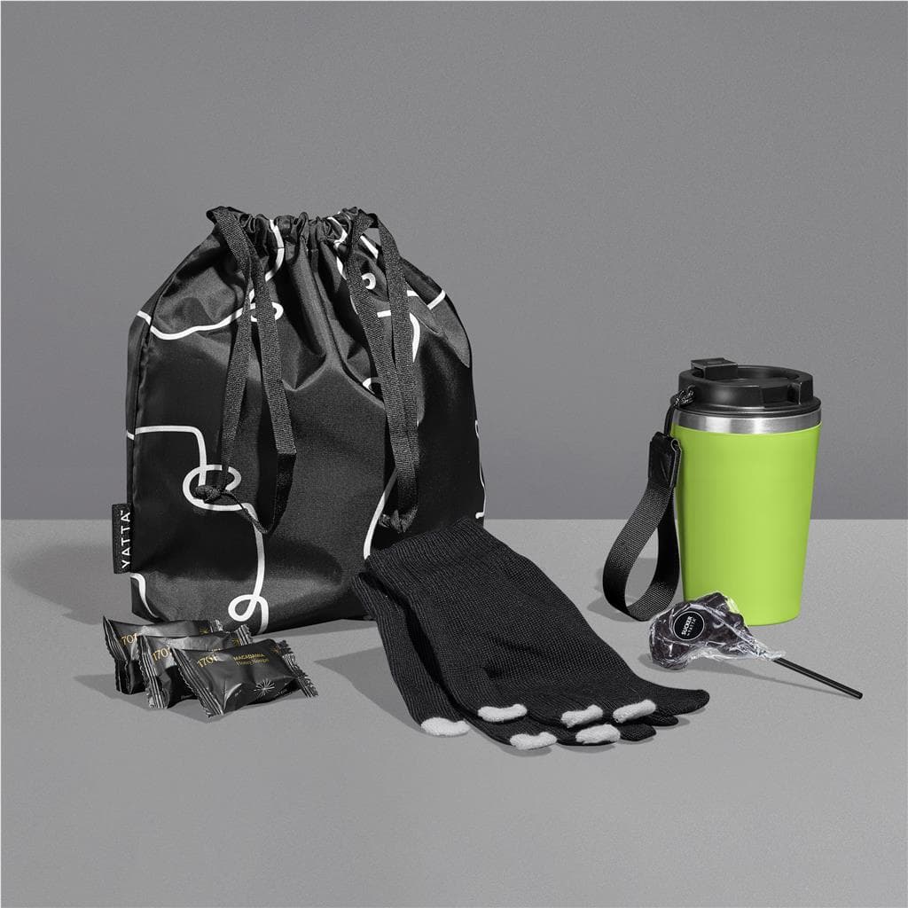 Yatta Cute & Cosy Hamper 22