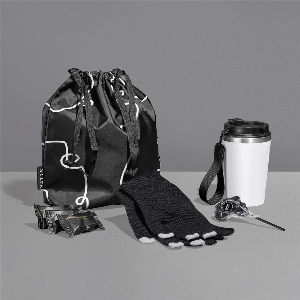 Yatta Cute & Cosy Hamper 37