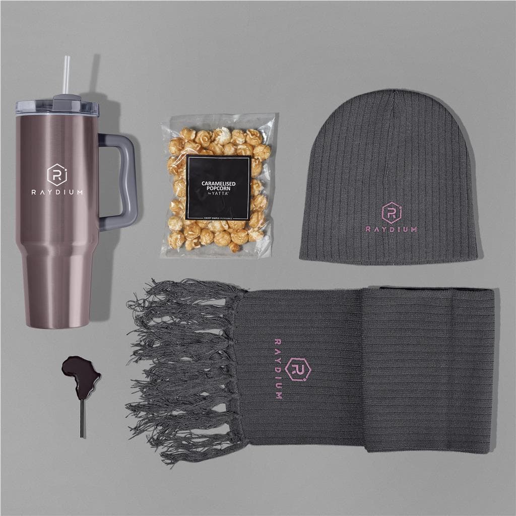 Yatta Frosted Faves Hamper 17