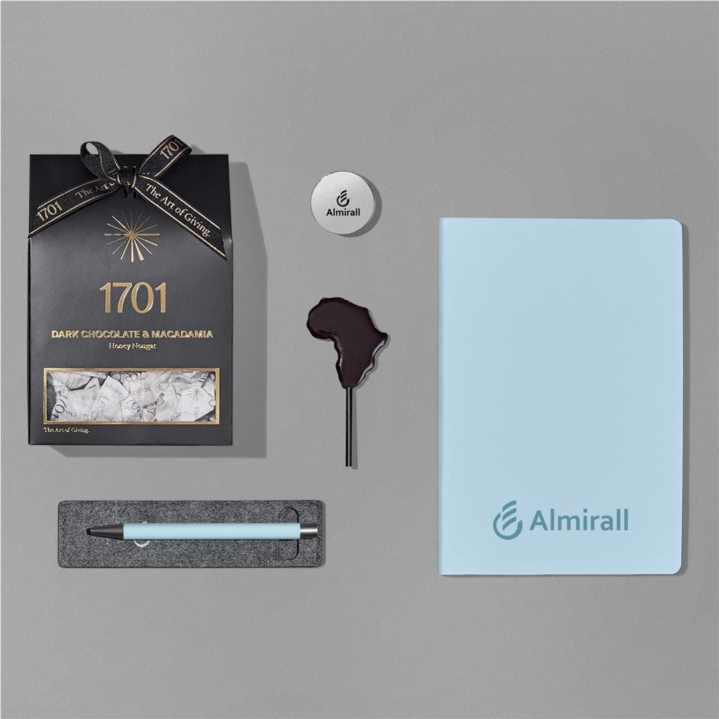 Yatta Pretty Possessions Hamper 15