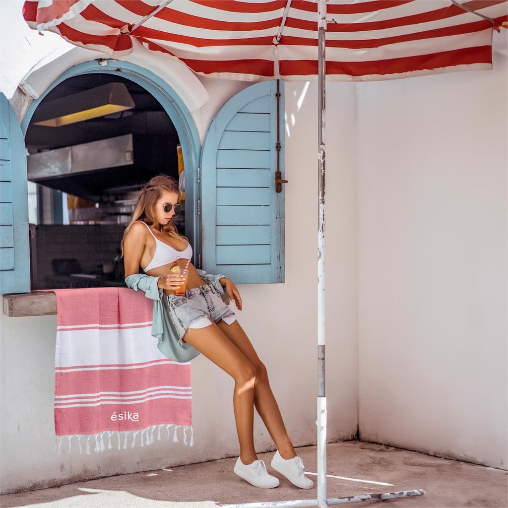 US Basic Santa Cruz Cotton-Rich Beach Towel & Drawstring Bag 3