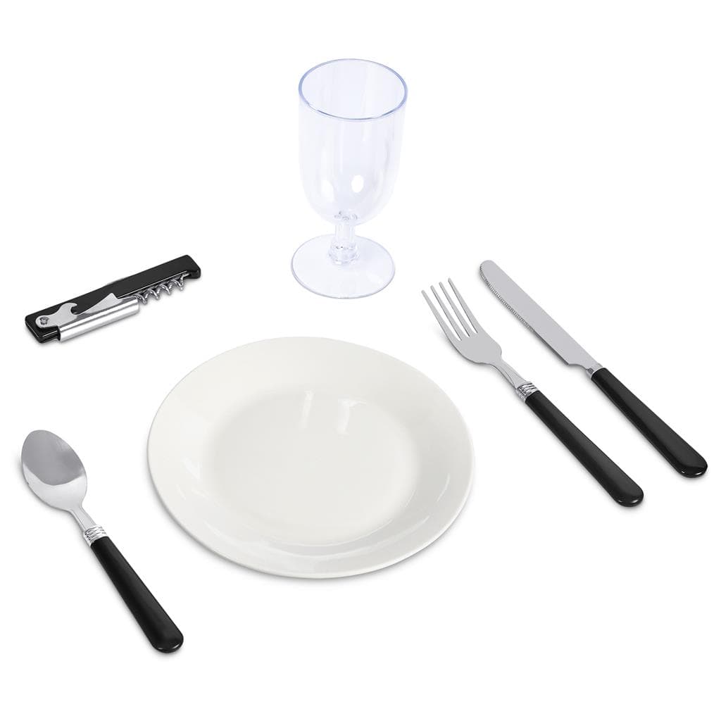 Serendipio Willow 4-Person Picnic Basket 13