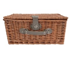4-Person Wicker Picnic Basket 7
