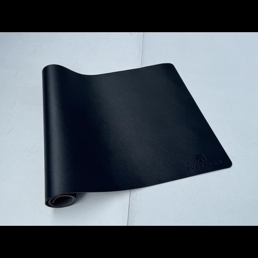 Everfurn Prime Faux Leather Desk Mat 11