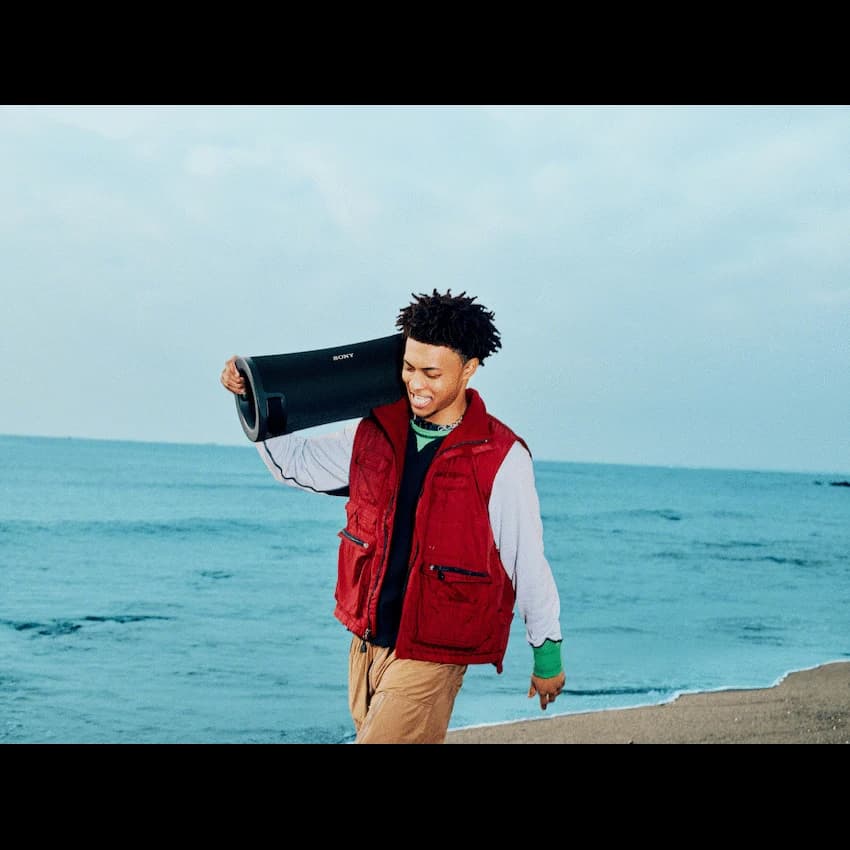 Sony ULT Field 7 Black 3