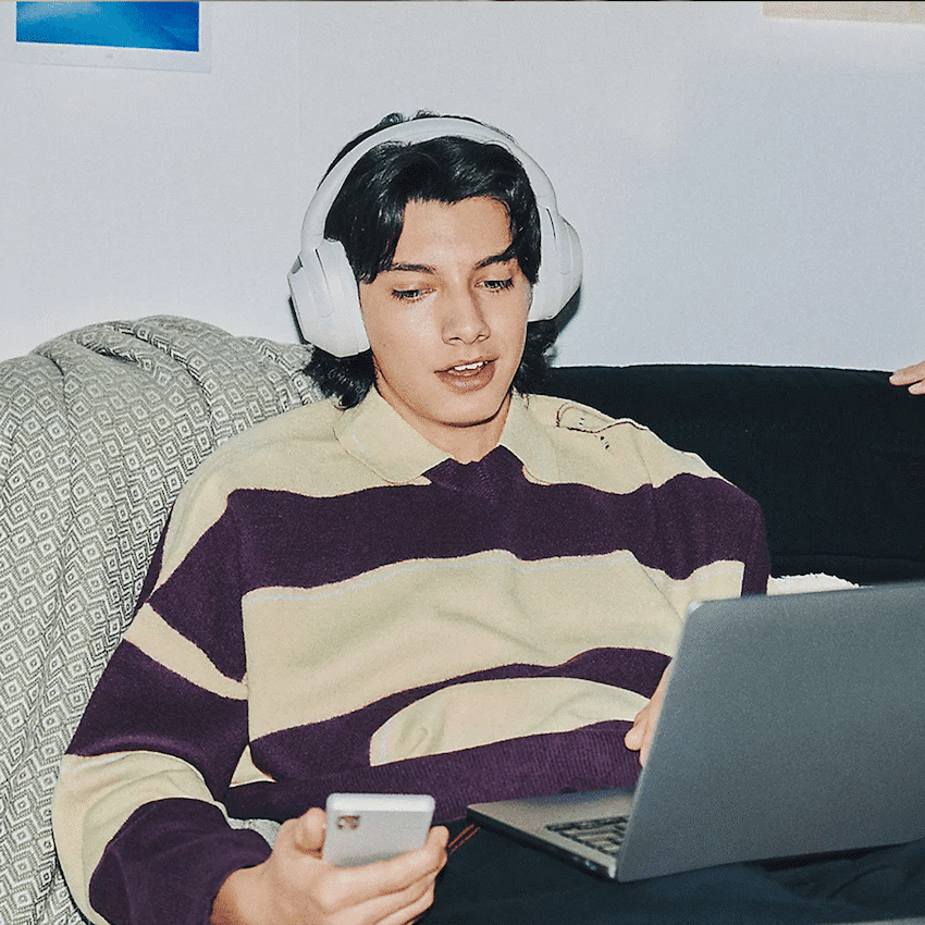 Sony ULT Wear NC - Off-White 7