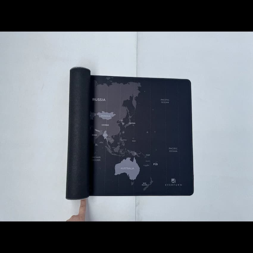 Everfurn Desk Mat - World Map - Large - Black - Non-Slip 16