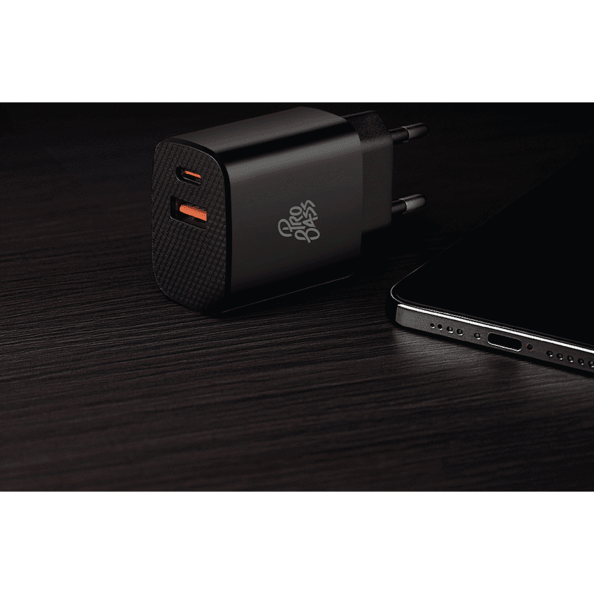 Pro Bass PowerCharge Series 12w Dual USB and Type-C Wall Charger - Black 2