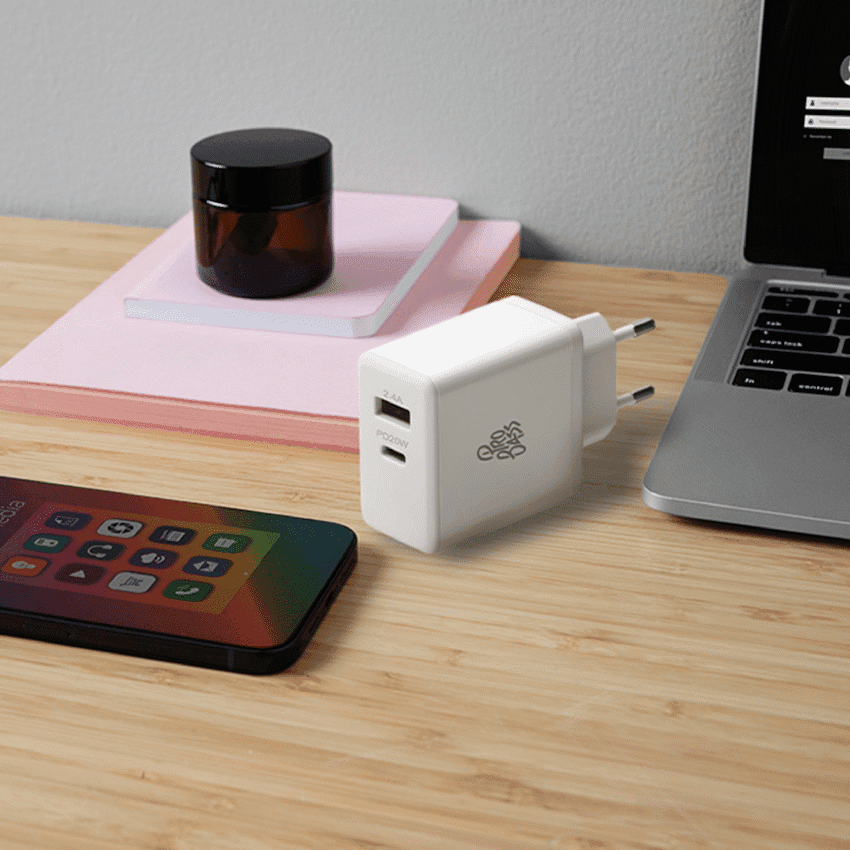 Pro Bass RapidCharge Series 32w Dual USB and Type-C Wall Charger 2