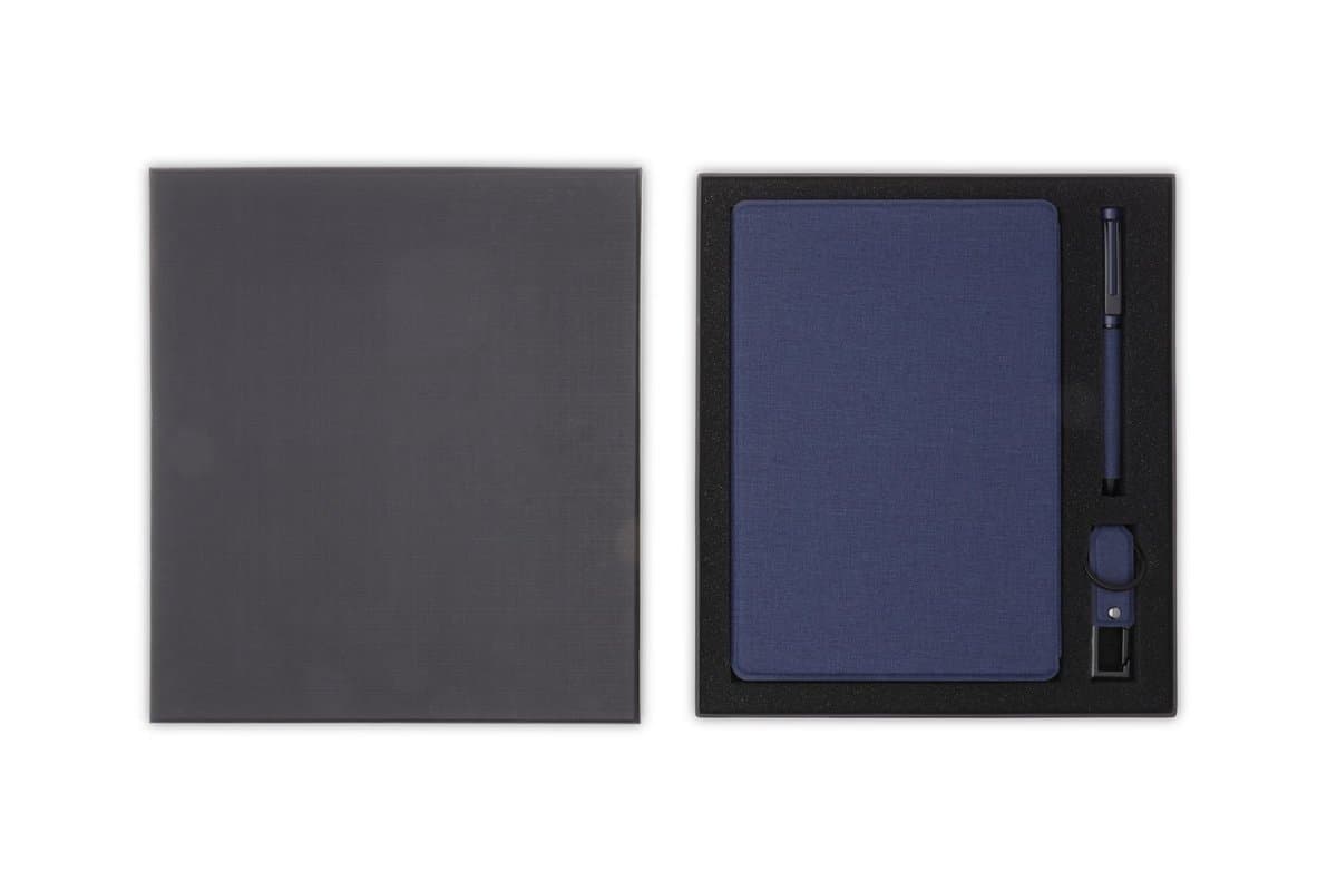 LENZEN - CHANGE ZERO Sustainable Gift Set with Refillable Notebook, Pen & USB Keychain - Navy 5