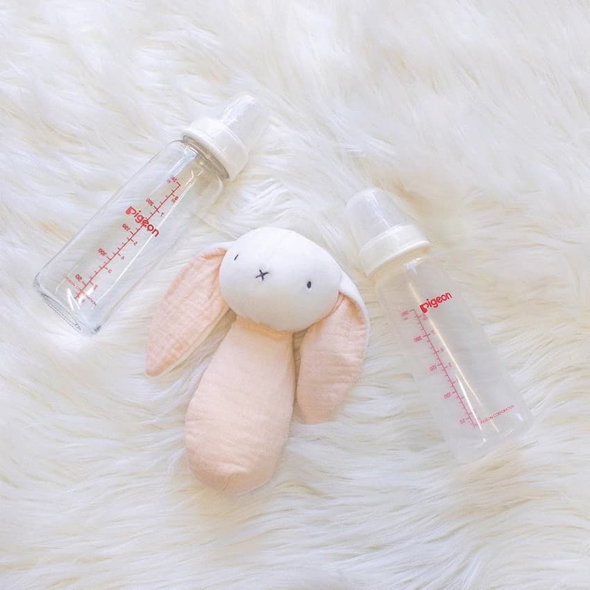 Pigeon Flexible Glass Bottle with Peristaltic Nipple 240ml 3