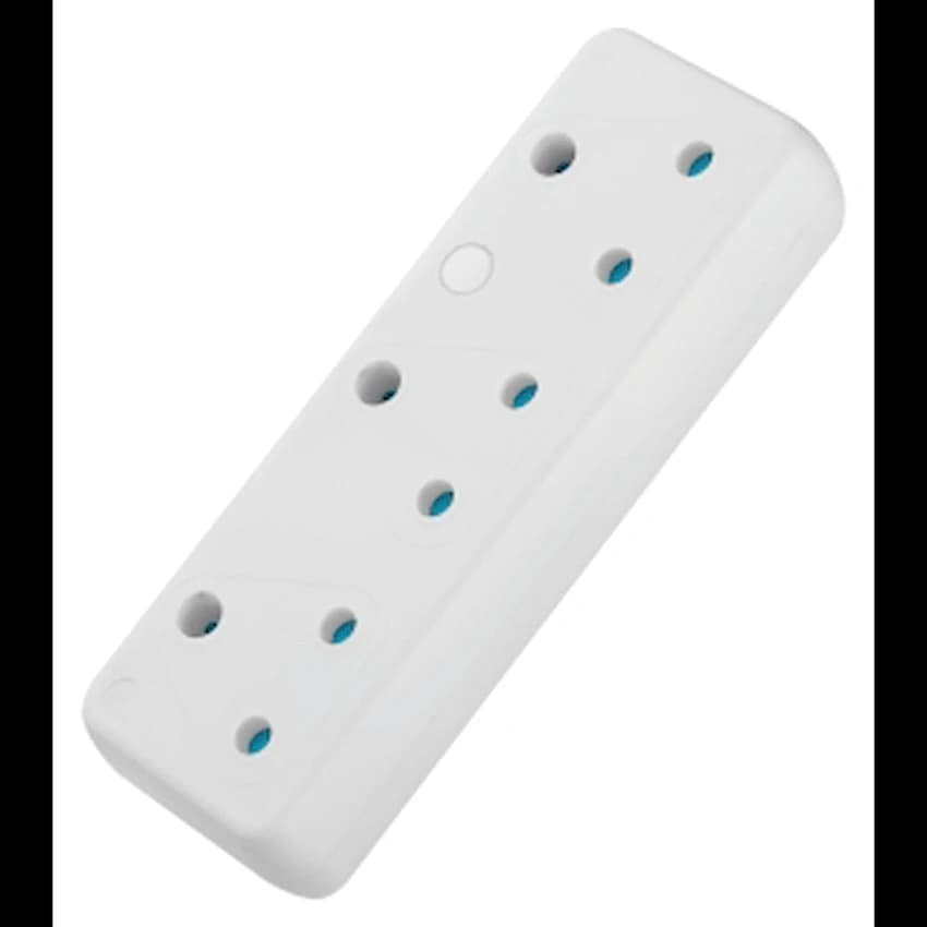 Switched 3-Way 16a Adaptor 4