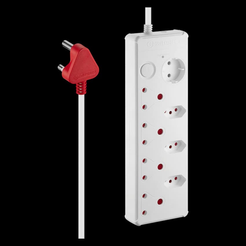 Switched Medium Surge 8-Way Multiplug 0.5m 3