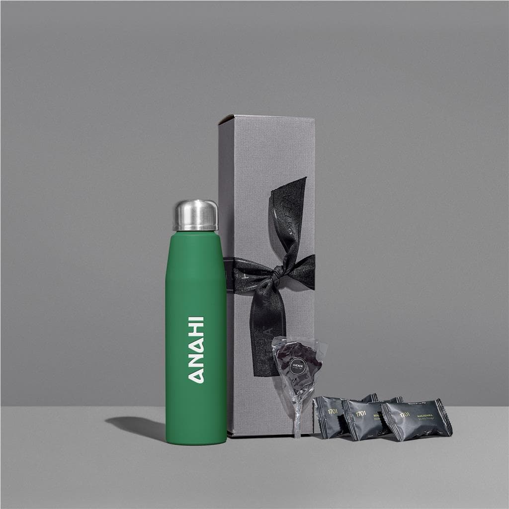 Yatta Classic Capsule Hamper 7