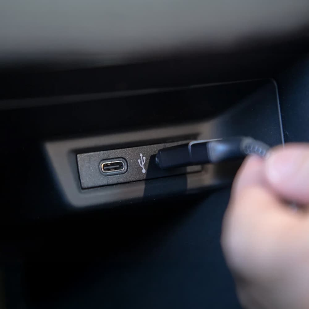 WINX Connect Wireless CarPlay and Android Auto Adapter 4