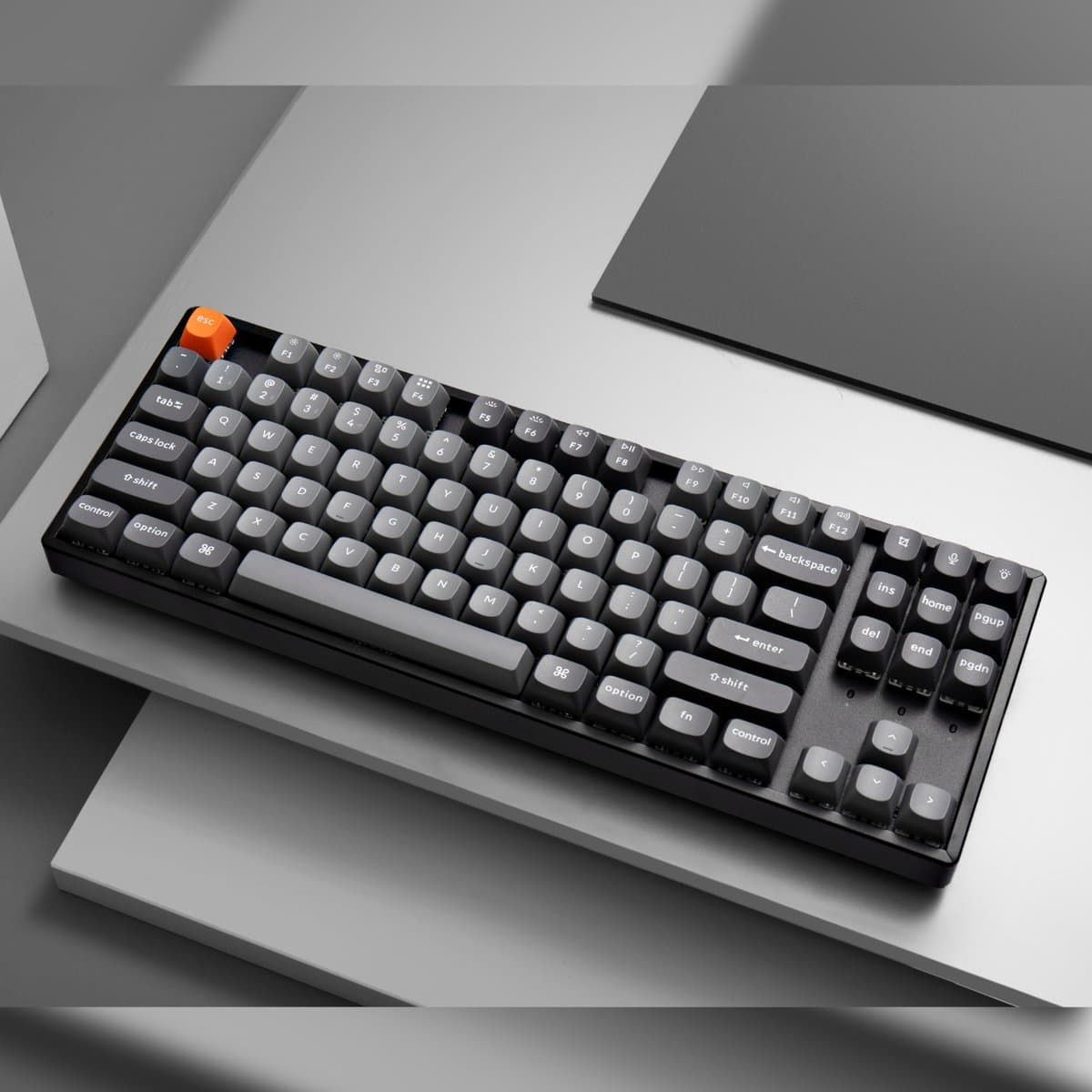 Keychron K8 Max QMK Wireless Custom Mechanical Keyboard | BANANA Switches 3