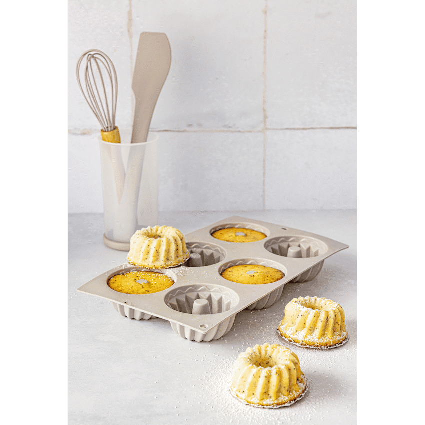 Kitchen Inspire Crown Muffin Pan 3