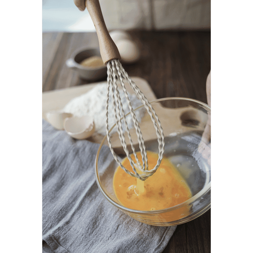 Kitchen Inspire Large Beechwood Whisk 2