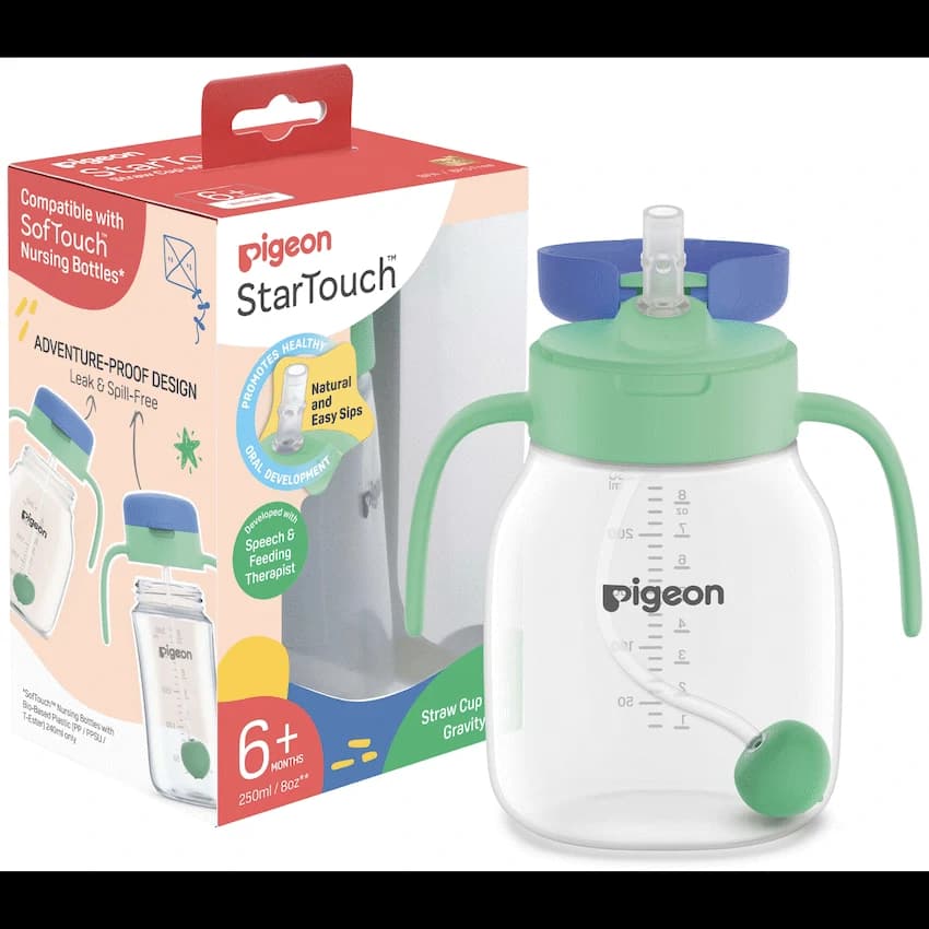 Pigeon Startouch Straw Cup With Gravity Ball Mint To Be 250ml