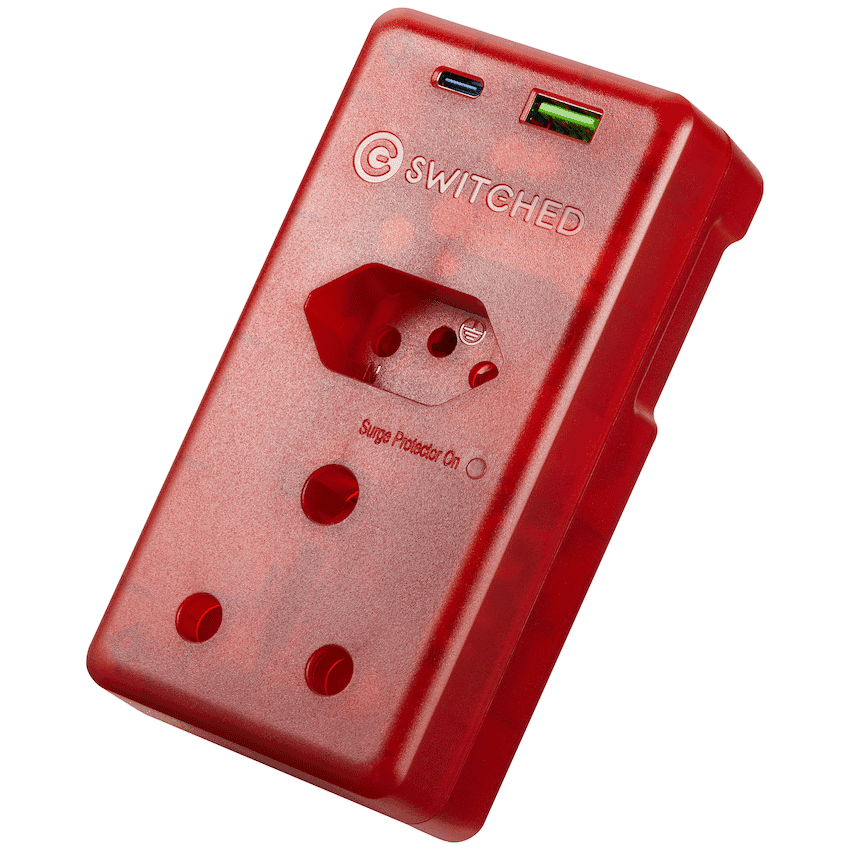Switched High Surge Multi Adaptor with USB + Type-C PD20W 3