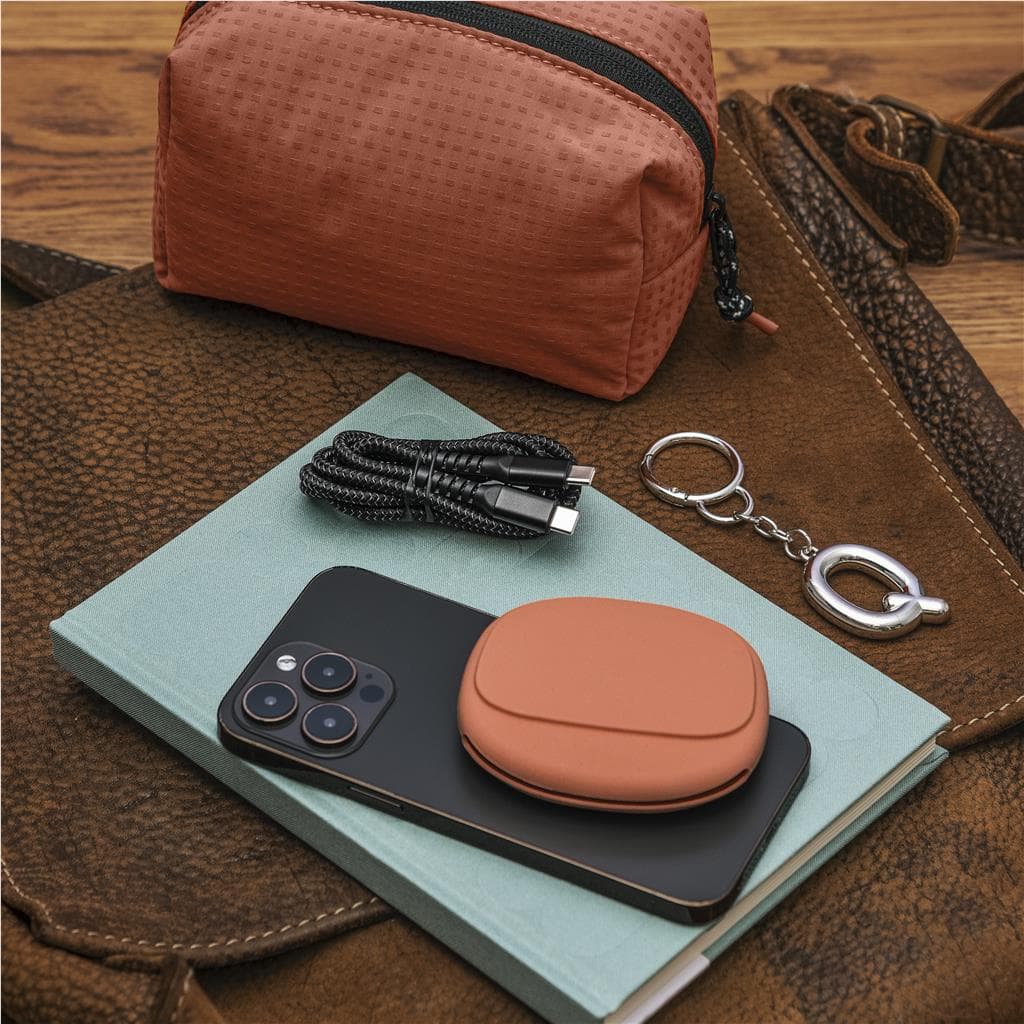 Altitude Jeffin Fast Charge C2C Cable in Pouch