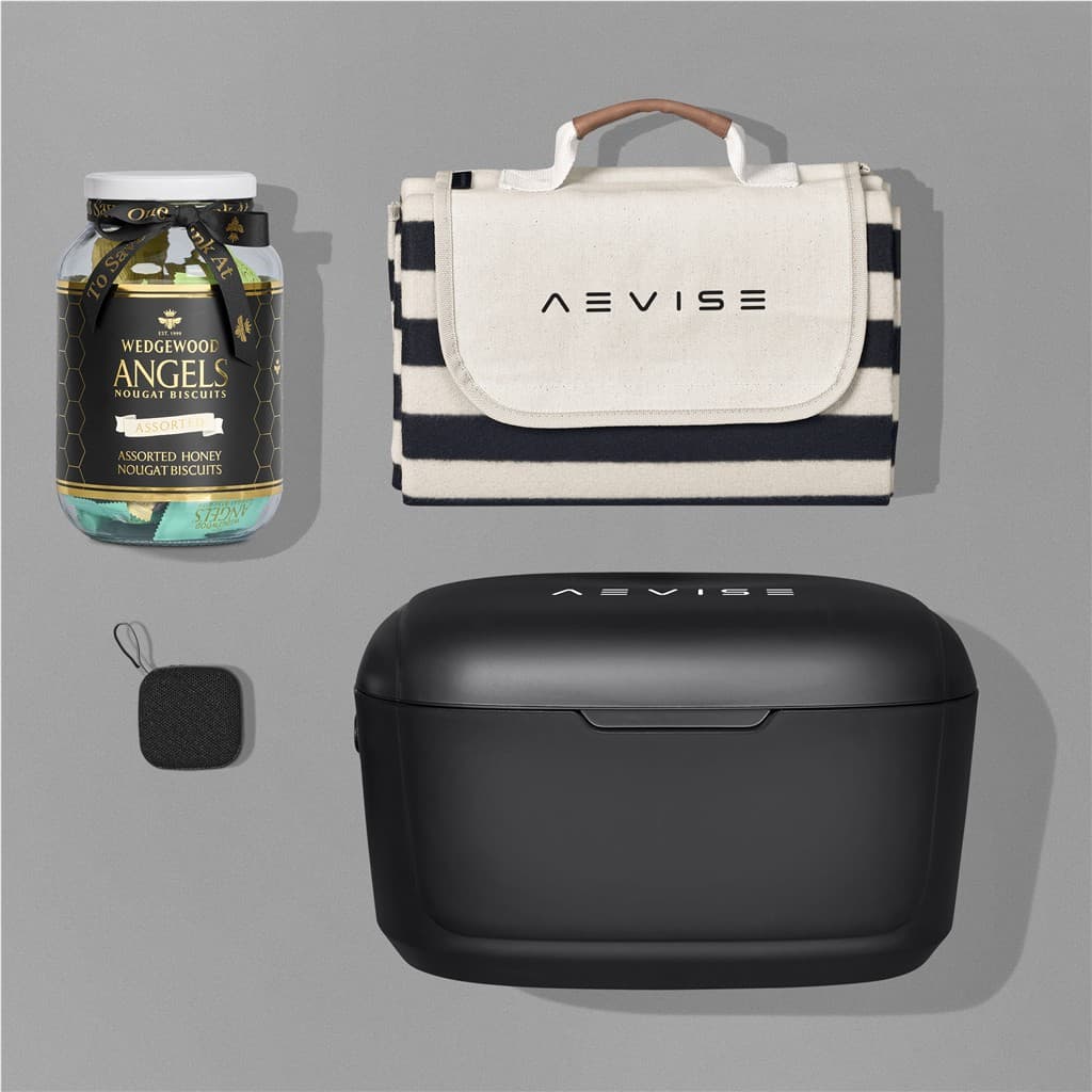 Yatta Crafted Classics Hamper