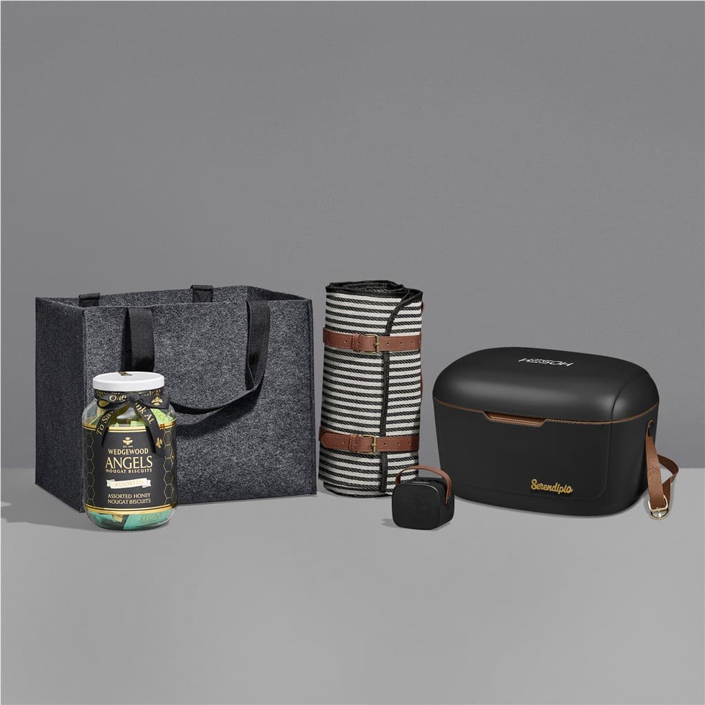 Yatta Finest Finds Hamper