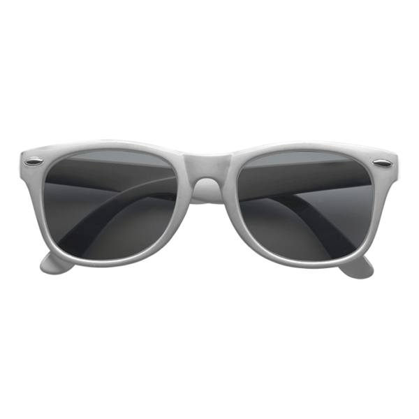 Classic Fashion Sunglasses - Image 3