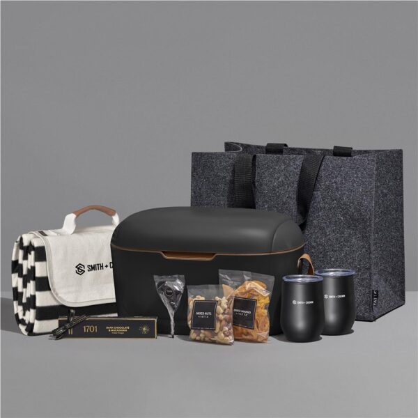 Yatta Outdoor Indulgence Hamper