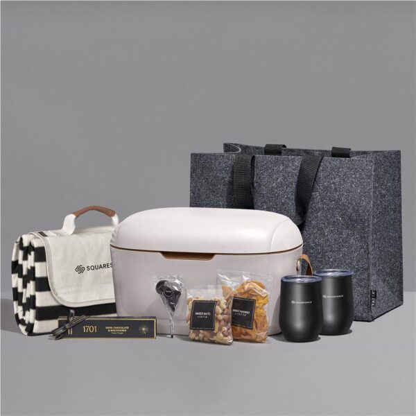 Yatta Outdoor Indulgence Hamper - Image 3