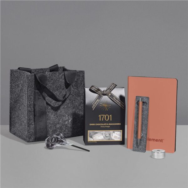 Yatta Pretty Possessions Hamper - Image 5